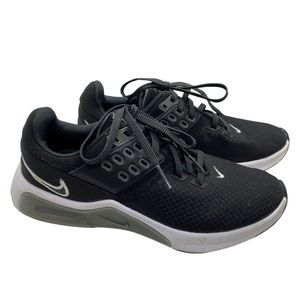 Women’s Nike Air Max Black White Athletic Shoes, Gently Used Nikes